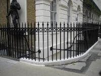 fitzroy-square-steel-cast-iron-railings-01